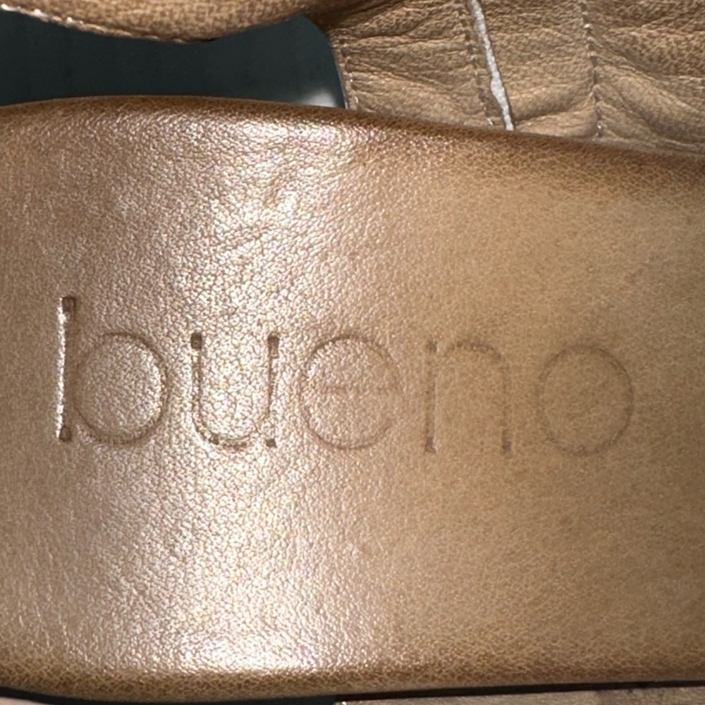Bueno White Leather Wedge Sandals Size 37 | Metallic Detail | EUC - Picture 8 of 9